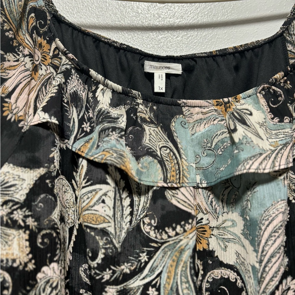 MAURICE'S  Women’s Ruffle collar multi color shirt - Picture 3 of 9